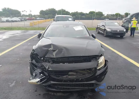 2017 Volvo S60 T5 Dynamic from USA, damaged, VIN YV126MFL8H2422804